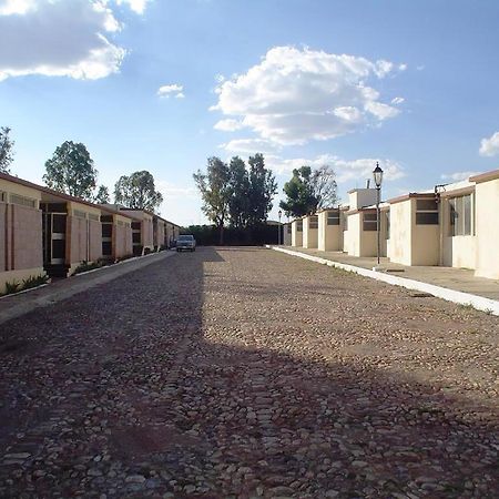 Motel La Fortuna Fresnillo ภายนอก รูปภาพ