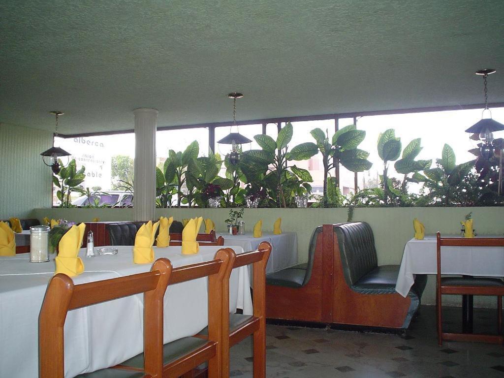 Motel La Fortuna Fresnillo ภายนอก รูปภาพ