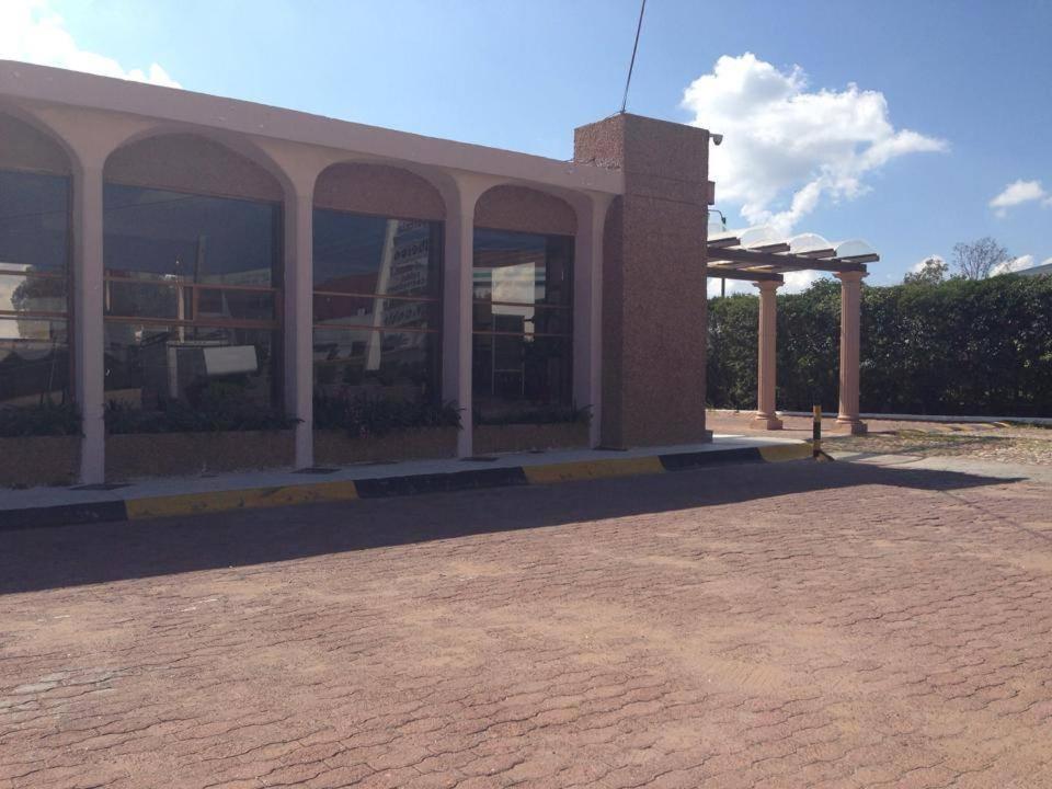 Motel La Fortuna Fresnillo ภายนอก รูปภาพ