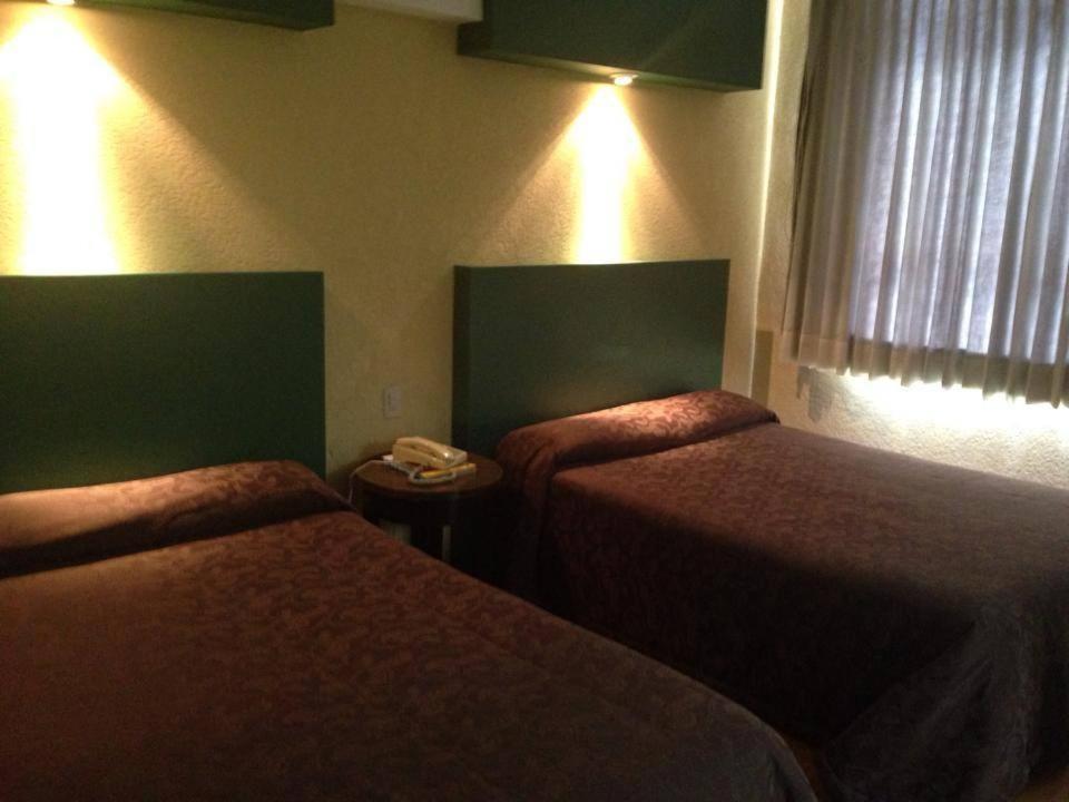 Motel La Fortuna Fresnillo ภายนอก รูปภาพ